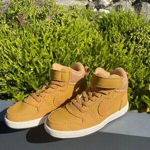 Nike Court Borough - Kids Size 11c - Tan